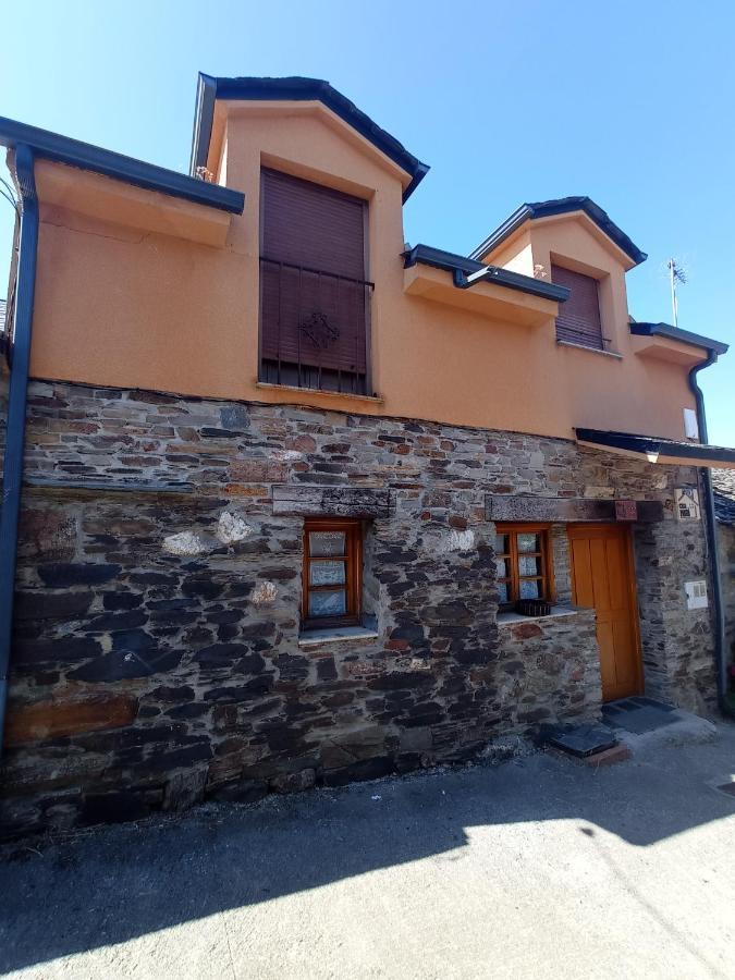 Casa de Abril 1 San Cristobal de Valdueza Exterior foto